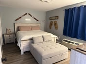 Concerts, Weirs Beach, Pool, Close to Everything!