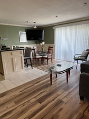 Pool, Restaurant, BBQ Grills, Close to Weirs!