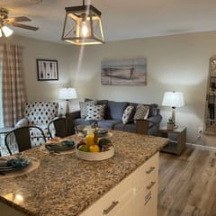 Beautiful Condo!  Close to everything!