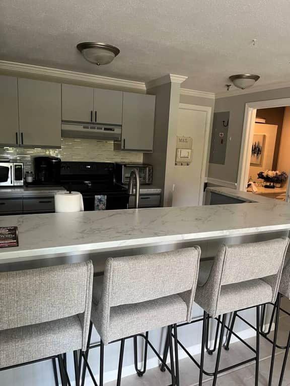 Adorable Studio Condo - Close to everything! - Image 3